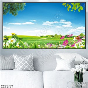 Tranh bầu trời xanh trên cánh đồng cỏ