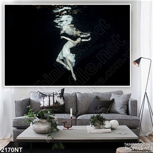 Tranh thiếu nữ dưới dòng sông in uv