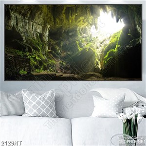 Tranh ánh sáng chiếu qua hang động