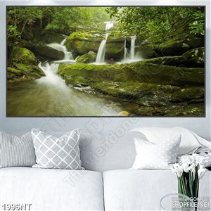 Tranh con suối và vách đá