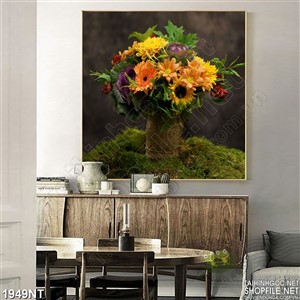 Tranh bình hoa tươi thắm treo tường