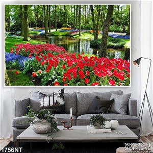 Tranh tulip đỏ bên bờ suối