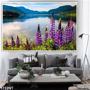 Tranh hoa tím mọc bờ sông