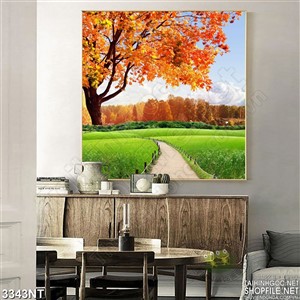 Tranh cánh rừng lá đỏ trên đồng cỏ xanh