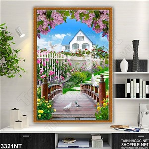 Tranh cánh cổng hoa nhìn qua ngôi nhà lớn