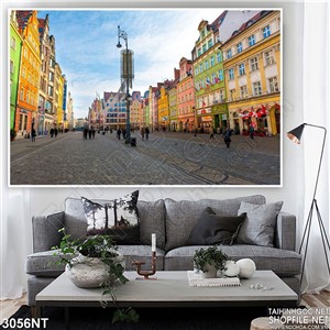 Tranh dòng người đổ xuống lòng đường