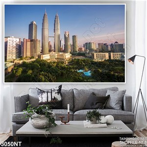 Tranh tháp đôi trong thành phố