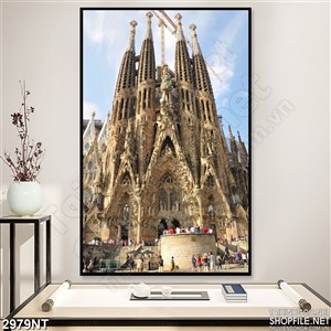 Tranh bức tượng bên tòa tháp in uv