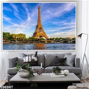 Tranh bầu trời xanh trên đỉnh tháp effen