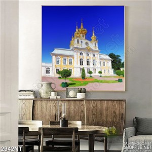 Tranh tòa nhà trắng dưới nền trời xanh