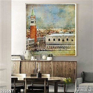 Tranh vẽ đất nước trong làng tuyết rơi