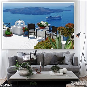 Tranh ban công hướng ra biển lãng mạn