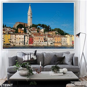 Tranh ngọn tháp cao vút trong thủ đô