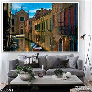 Tranh thành phố cổ dọc con kênh