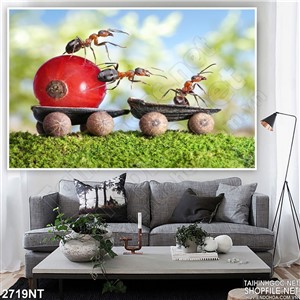 Tranh đàn kiến tha mồi treo tường