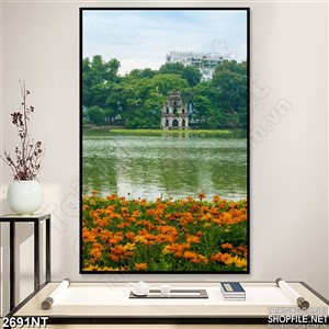 Tranh ngồi chùa giữa hồ tây