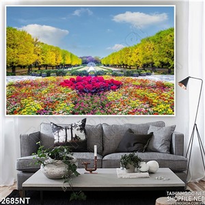 Tranh hai hàng cây trên con đường đầy hoa