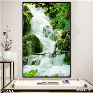 Tranh khe suối chảy dữ dội