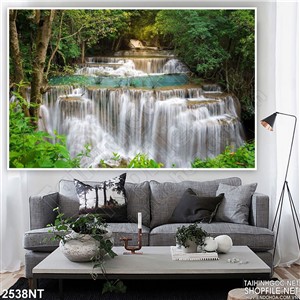 Tranh con thác dài trên đỉnh núi 3d