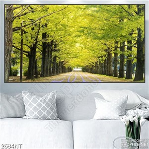 Tranh 2 hàng cây vươn cành đan xen nhau