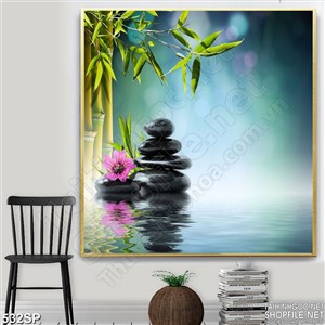 Tranh đẹp thiên nhiên trúc và đá đen spa