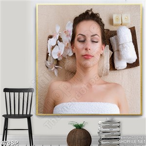 Tranh đẹp cô gái và phút giây thư giãn