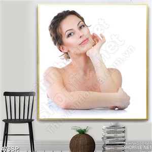 Tranh cô gái và nét đẹp châu âu