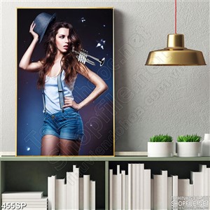 Tranh cô gái body quyến rũ