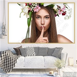 Tranh jpg cô gái tóc nâu gợi cảm