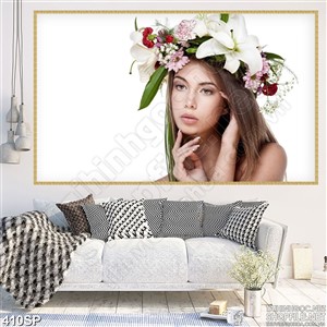 Tranh in uv cô gái đội hoa