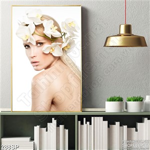 Tranh spa cô gái và hoa lan