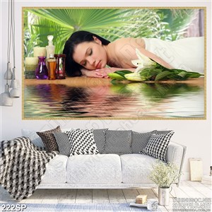 Tranh thư giãn spa của cô gái