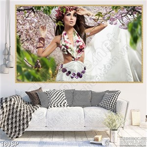 Tranh cảnh spa cô gái đẹp quyến rũ