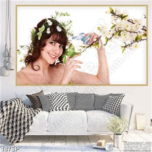 Tranh in uv cô gái dáng xinh