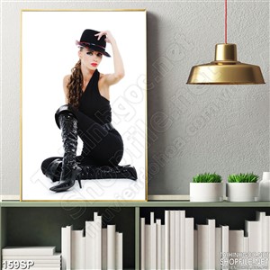 Tranh in canvas cô gái mèo đen