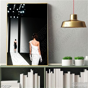 Tranh spa làm móng nail