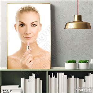 Tranh khổ dọc người phụ nữ đẹp