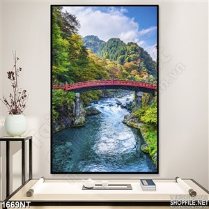 Tranh cây cầu bắc qua núi