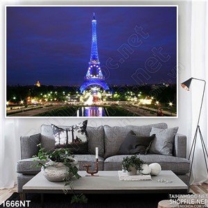 Tranh tháp sáng đèn