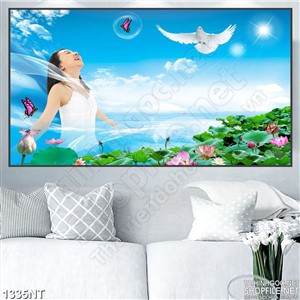 Tranh cô gái và hoa sen