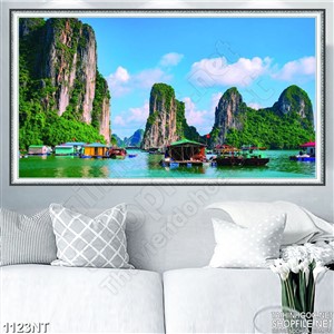 Tranh nhà nổi trên hồ