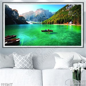 Tranh hồ nước dưới chân núi