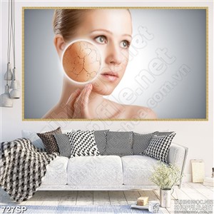 Tranh spa cô gái và làn da khô