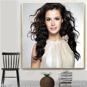 Tranh đẹp cô gái salon tóc xoăn đẹp