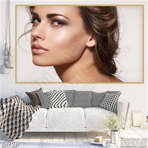 Tranh spa cô gái và làn da mới