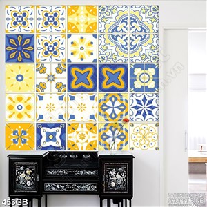 Tranh gạch bông in hoa văn màu vàng