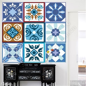 Tranh gạch ô vuông in họa tiết hoa màu