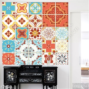 Tranh gạch in họa tiết màu trang trí