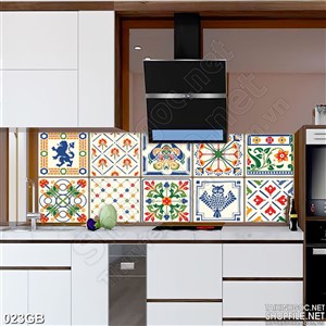 Tranh gạch in bếp ô vuông