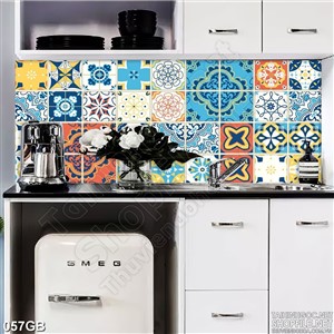 Tranh gạch họa tiết in kính